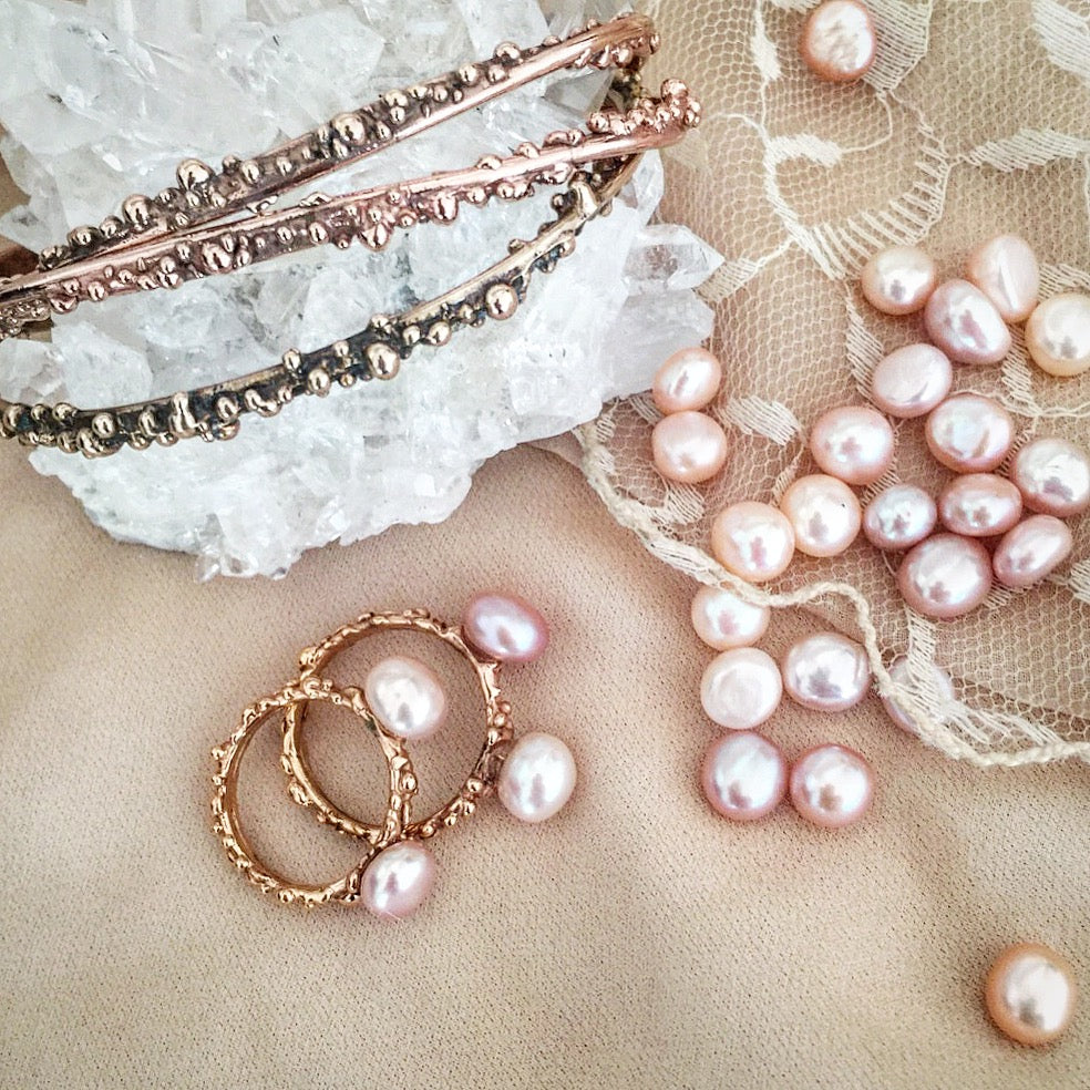 Stackable Band Ring with Freshwater Pearls - one of a kind - Giardinoblu Jewellery Milan